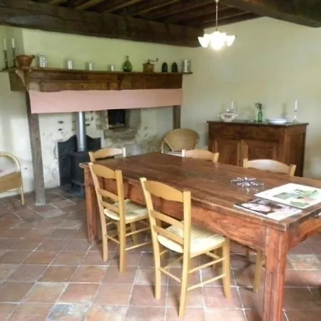 Sainte-dode, 2 Pieces, 4 Personnes - Fr-1-483-303 * Sainte-Dode
